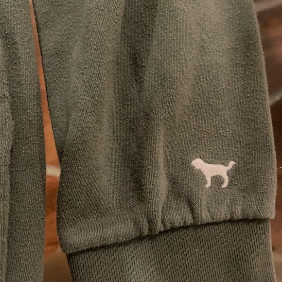 Pink by Victoria Secrets Logo Sweatshirt green L - Picture 3 of 4